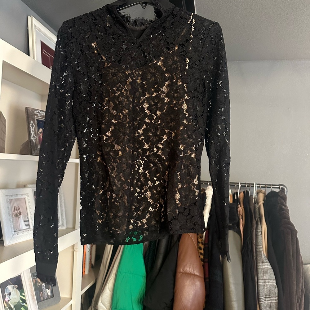 WAYF lace top with detachable cami